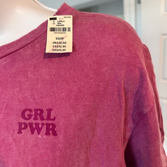 Women's PINK Victoria's Secret Graphic Tee - Picture 2 of 3